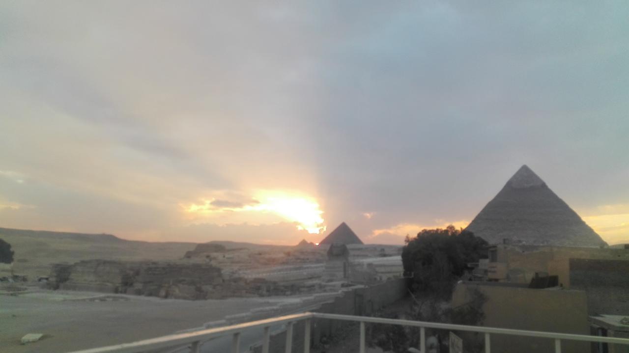 Pyramids Overlook Inn Каир Экстерьер фото